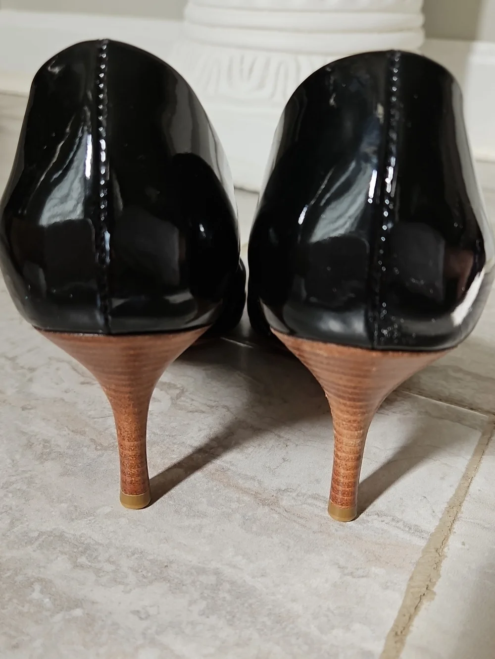 Vintage Giuseppe Zanotti Black Patent Leather Kitten Heel Pumps EU 36​